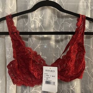 Hanro of Switzerland 34C Bra